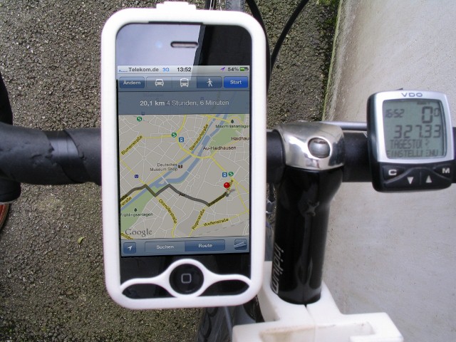 iPhone 3 bike mount